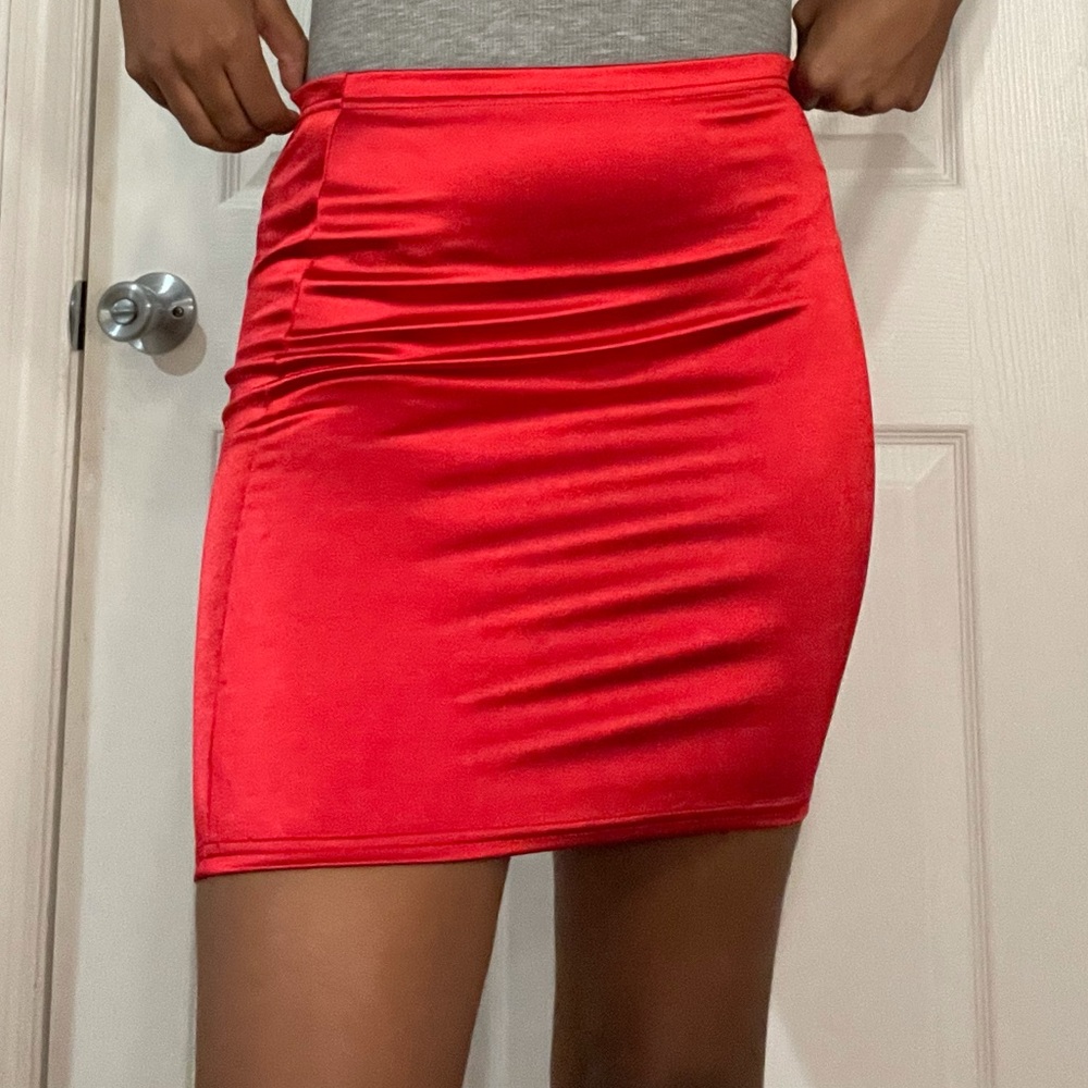 Silk red body con skirt